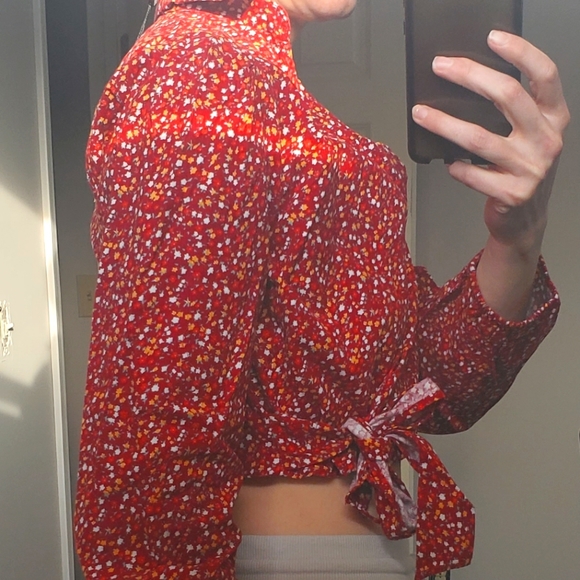 DAISY STREET CORDUROY FLORAL PRINT COLLARED LONG SLEEVE WRAP CROP TOP - Picture 4 of 5